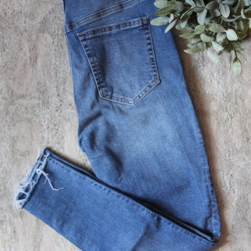 Gap Jeans